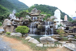 假山如梦，磐石于心